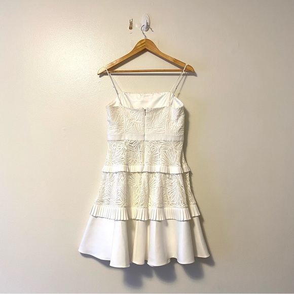 Ever New Angel Strappy Spliced Lace Dress - Picture 12 of 14